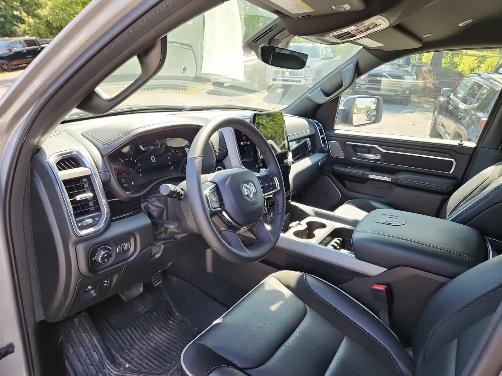 Thumbnail: 2025 RAM 1500 - 13