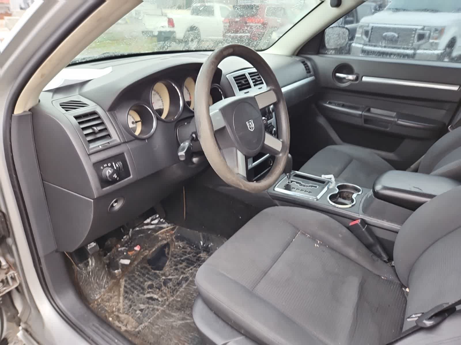 Thumbnail: 2010 Dodge Charger - 13