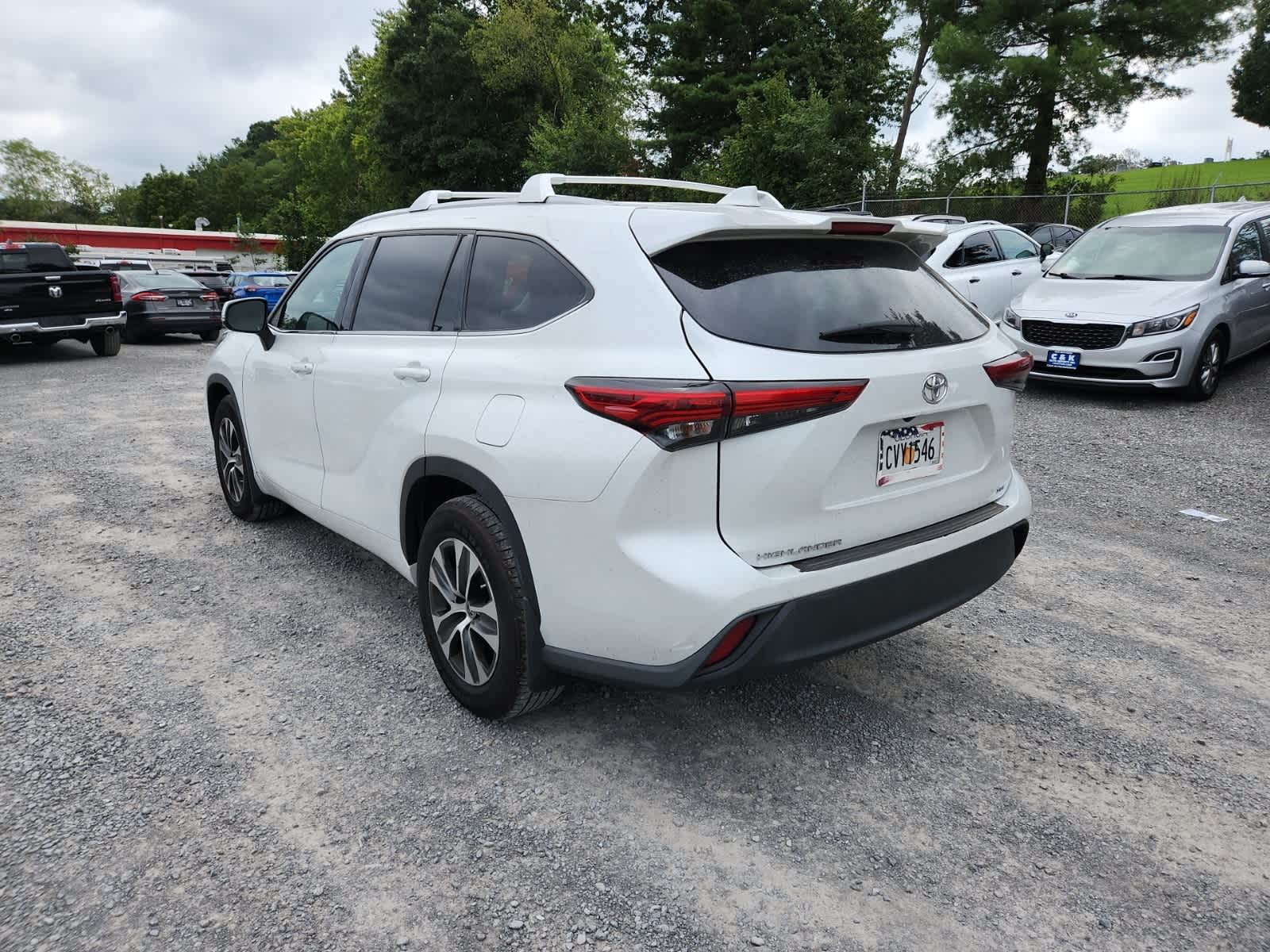 Thumbnail: 2022 Toyota Highlander - 3