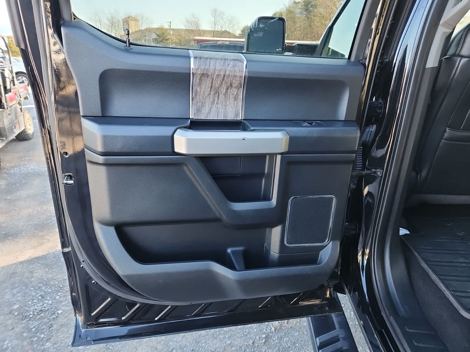 Thumbnail: 2019 Ford Econoline - 26