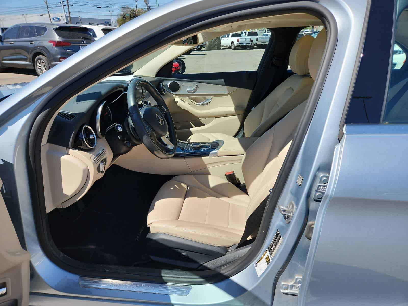 Thumbnail: 2017 Mercedes-Benz C-Class - 15