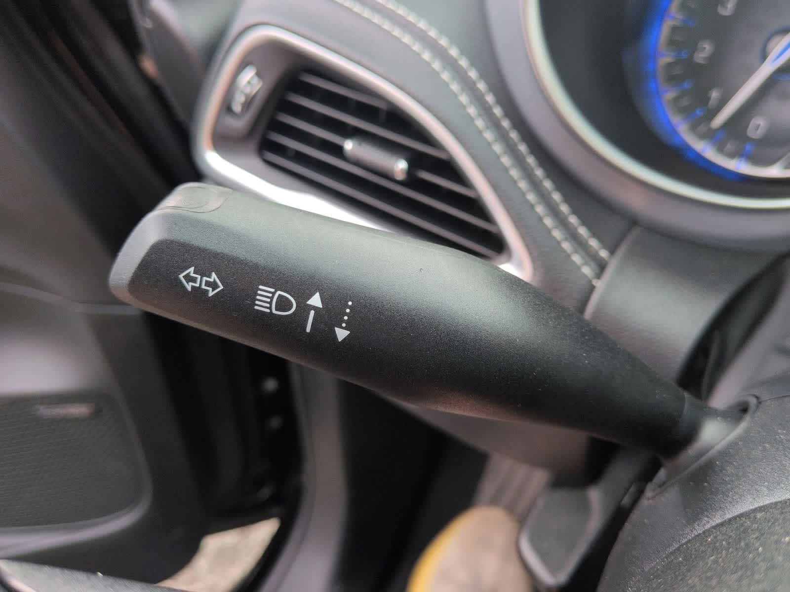 Thumbnail: 2026 Chrysler Pacifica - 20