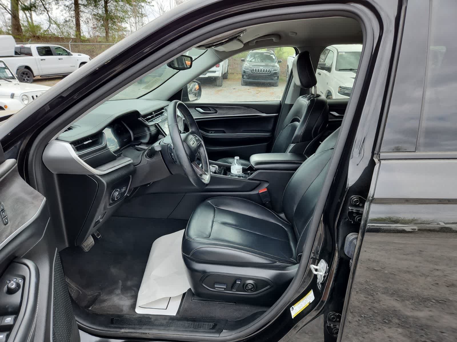 Thumbnail: 2021 Jeep Grand Cherokee L - 15