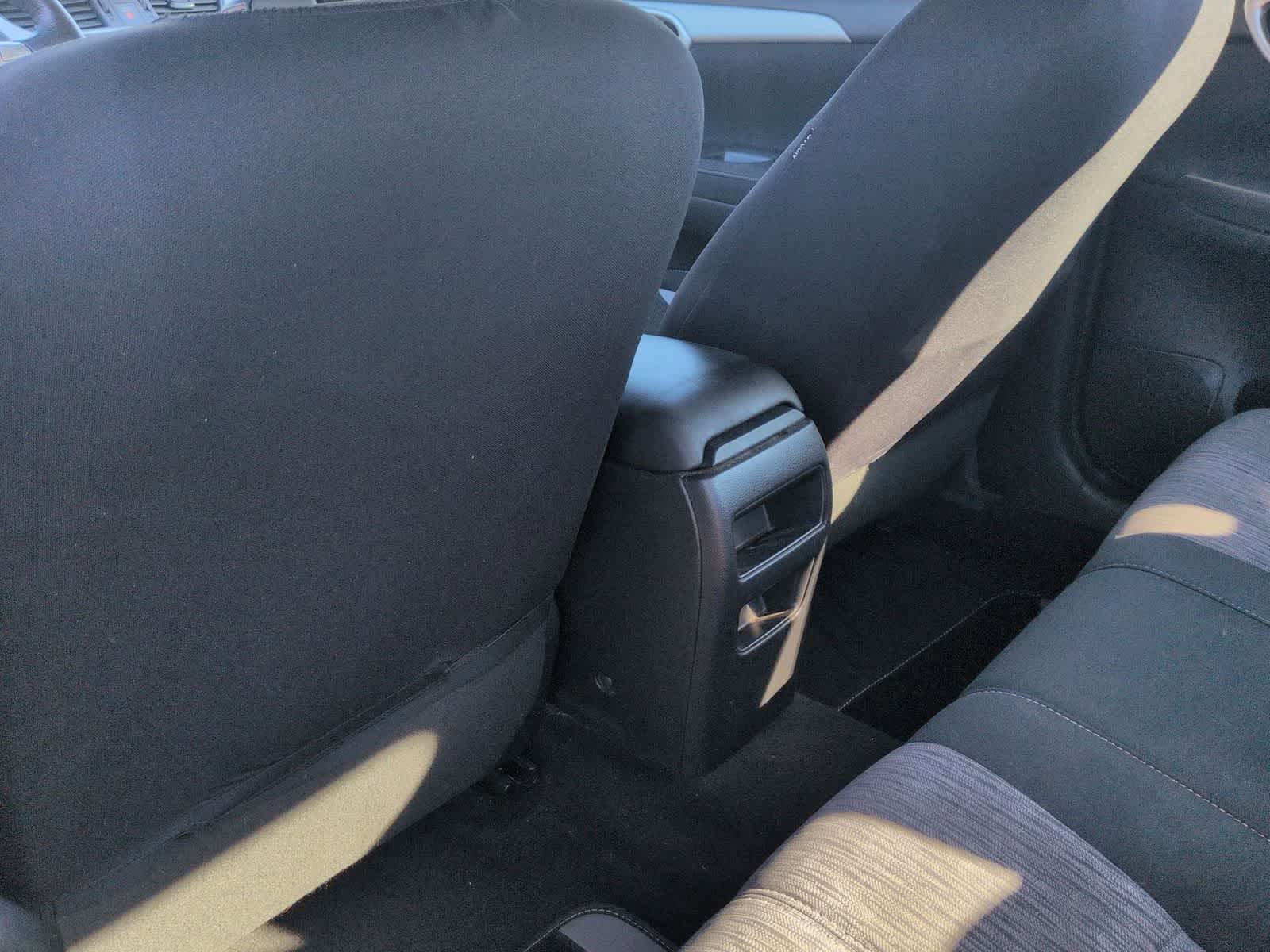 Thumbnail: 2015 Nissan Sentra - 17