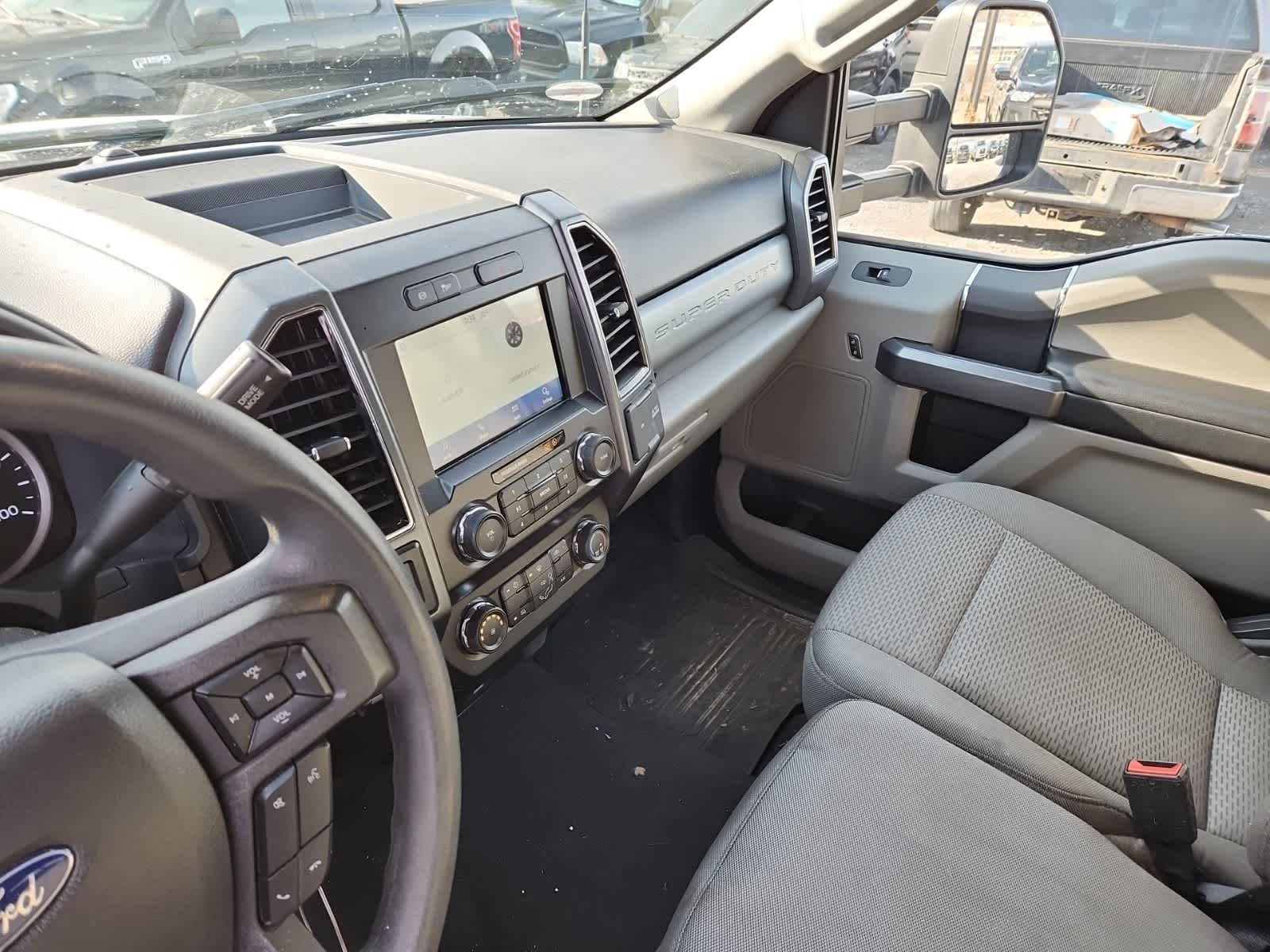 Thumbnail: 2022 Ford Econoline - 10