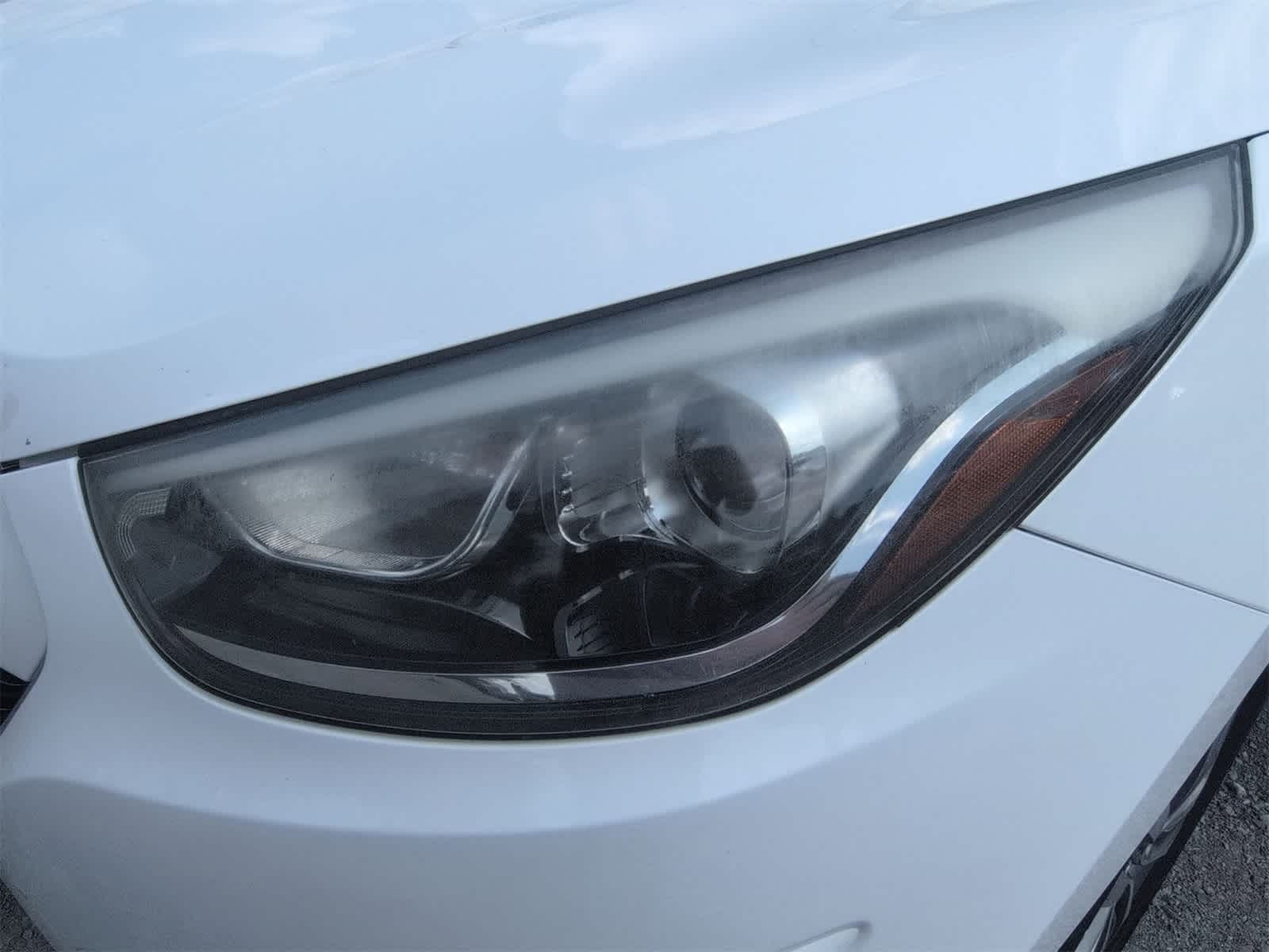 Thumbnail: 2015 Hyundai Tucson - 11