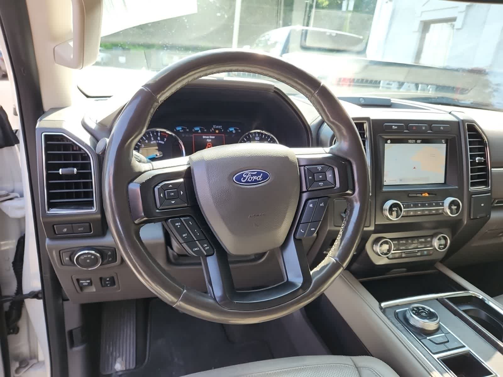 Thumbnail: 2019 Ford Expedition - 12