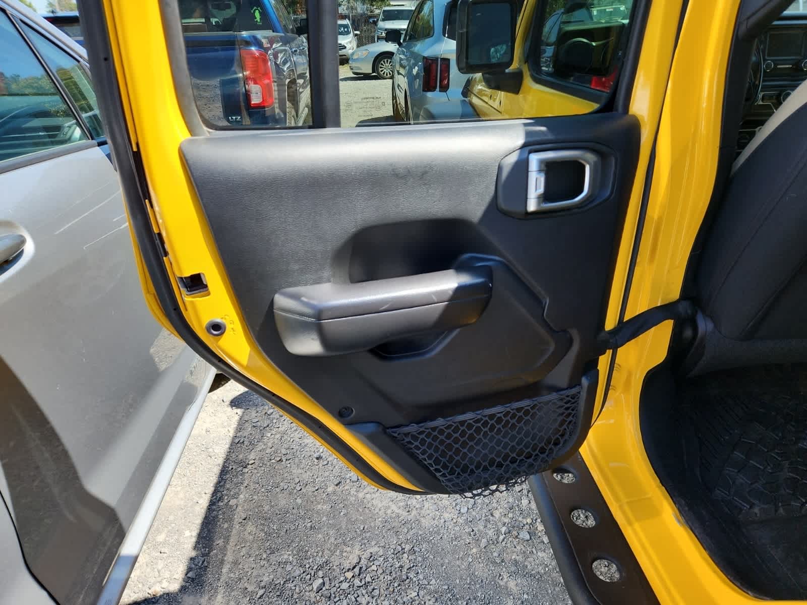 Thumbnail: 2020 Jeep Wrangler - 27