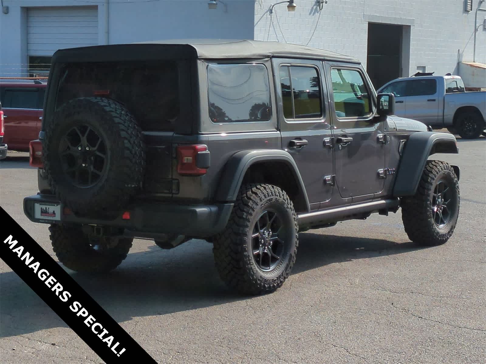 Thumbnail: 2025 Jeep Wrangler - 8
