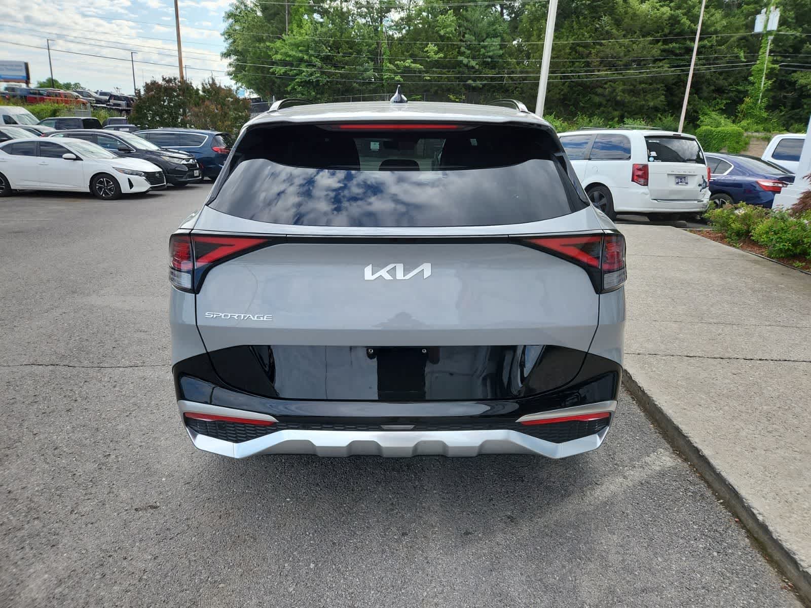 Thumbnail: 2023 Kia Sportage - 4