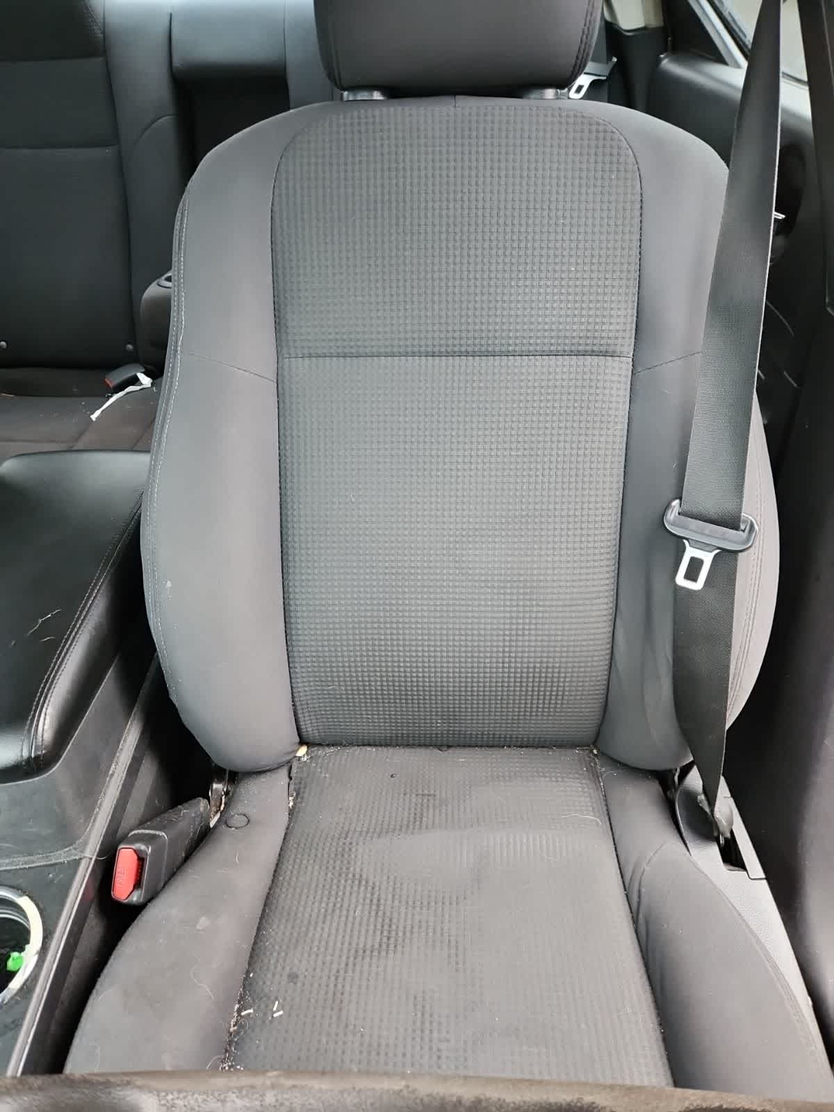 Thumbnail: 2010 Dodge Charger - 14