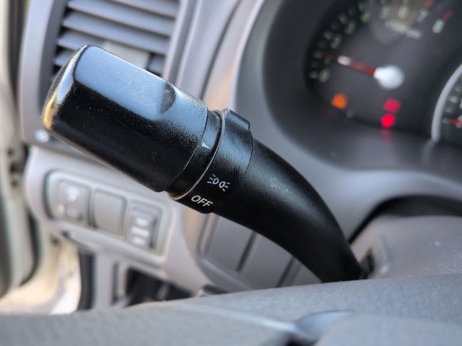 Thumbnail: 2008 Kia Sedona - 25