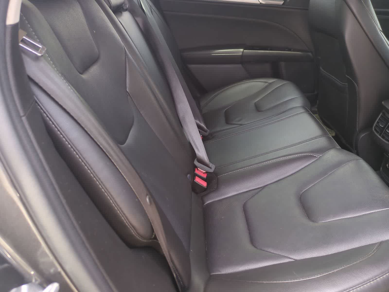 Thumbnail: 2016 Ford Fusion - 22
