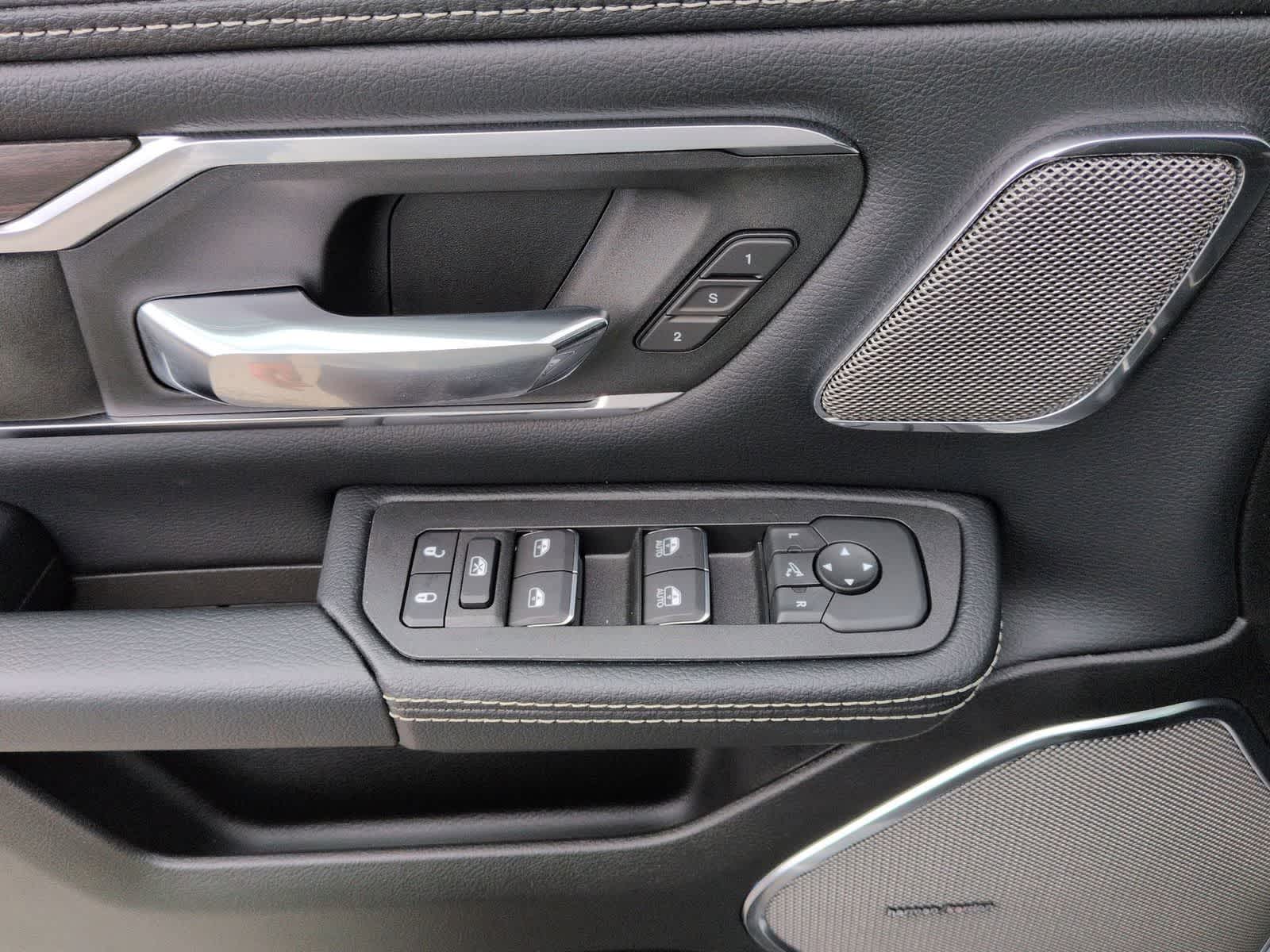 Thumbnail: 2026 RAM 1500 - 15