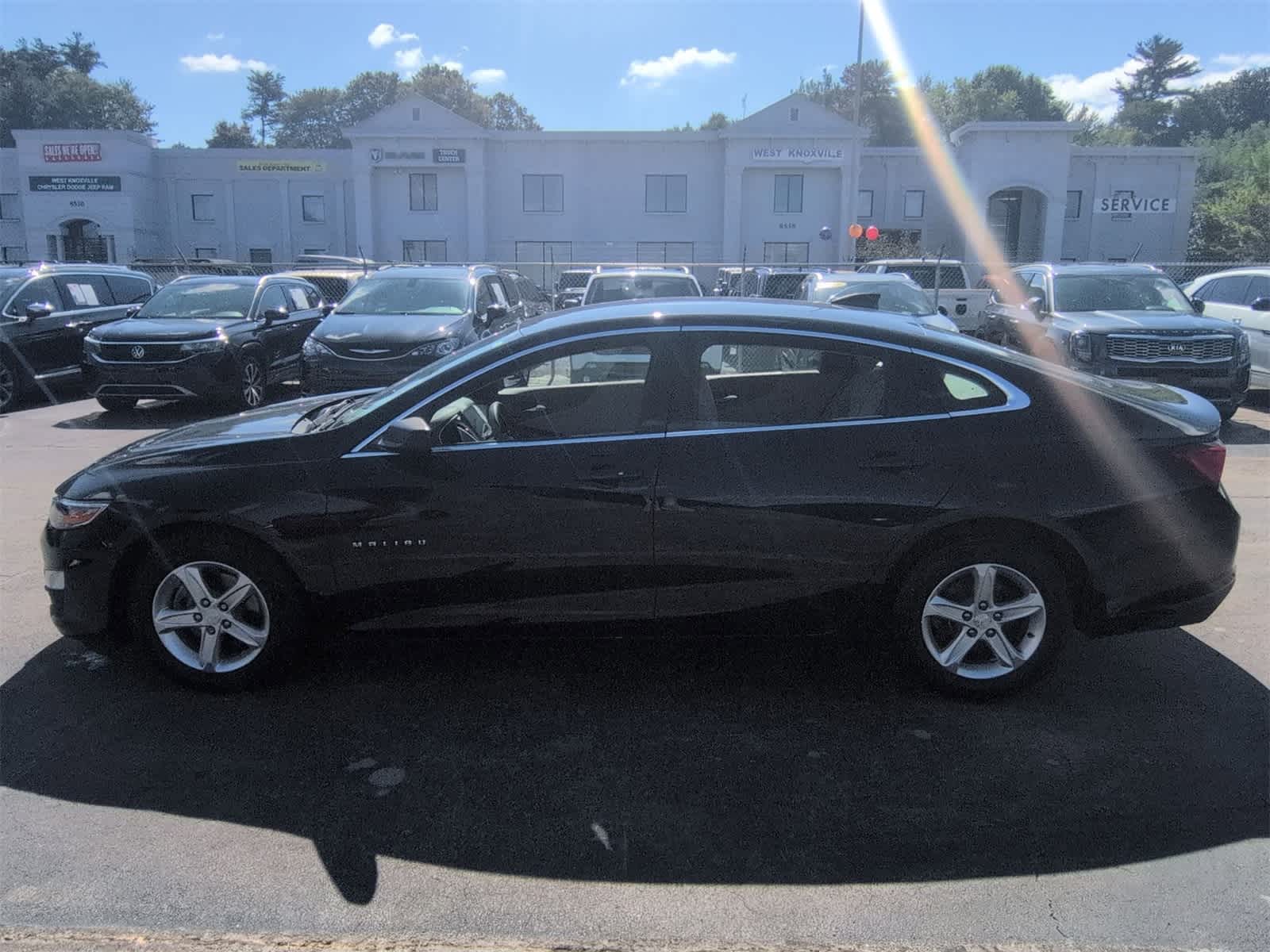 Thumbnail: 2020 Chevrolet Malibu - 5