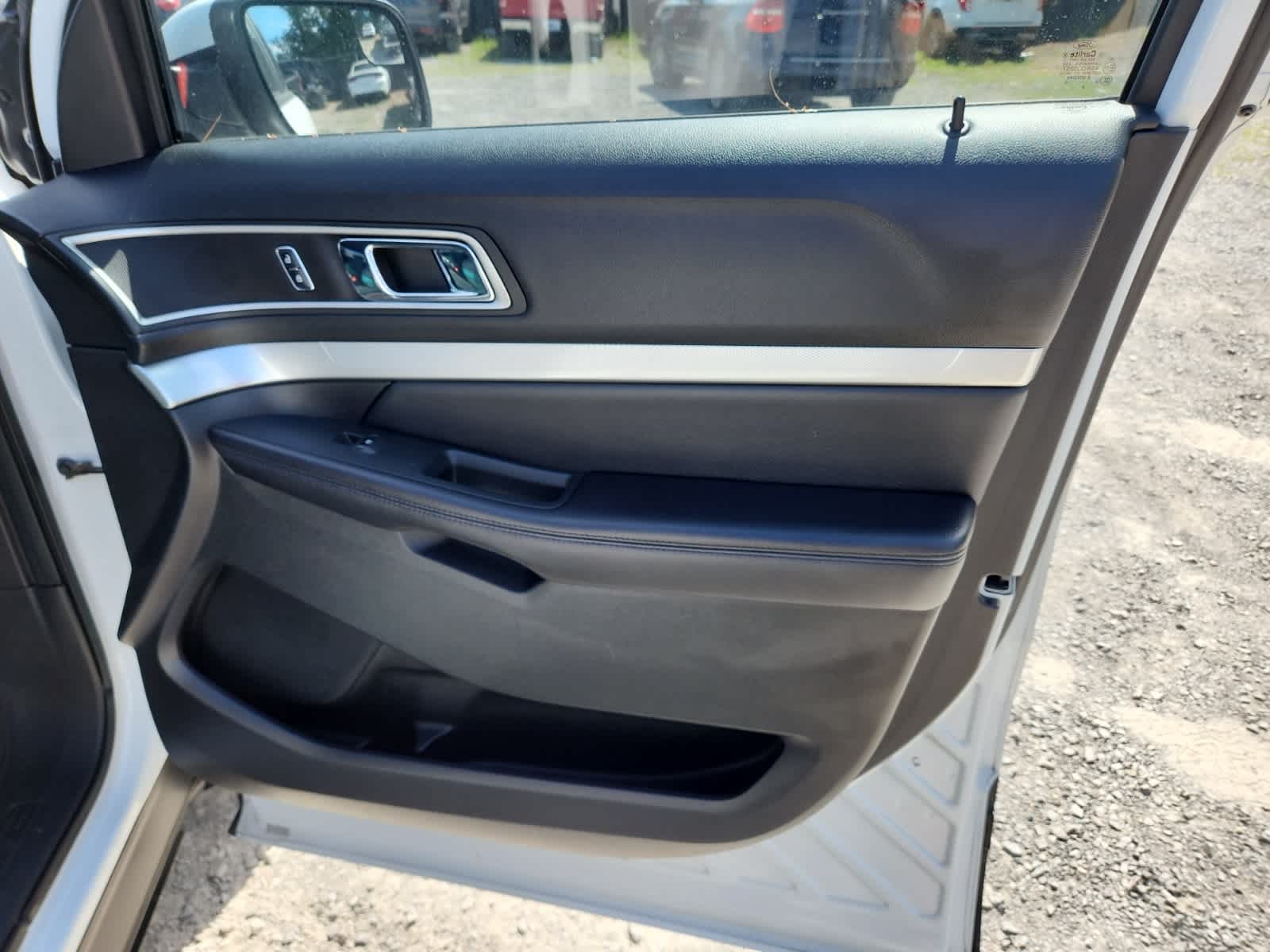 Thumbnail: 2016 Ford Explorer - 22