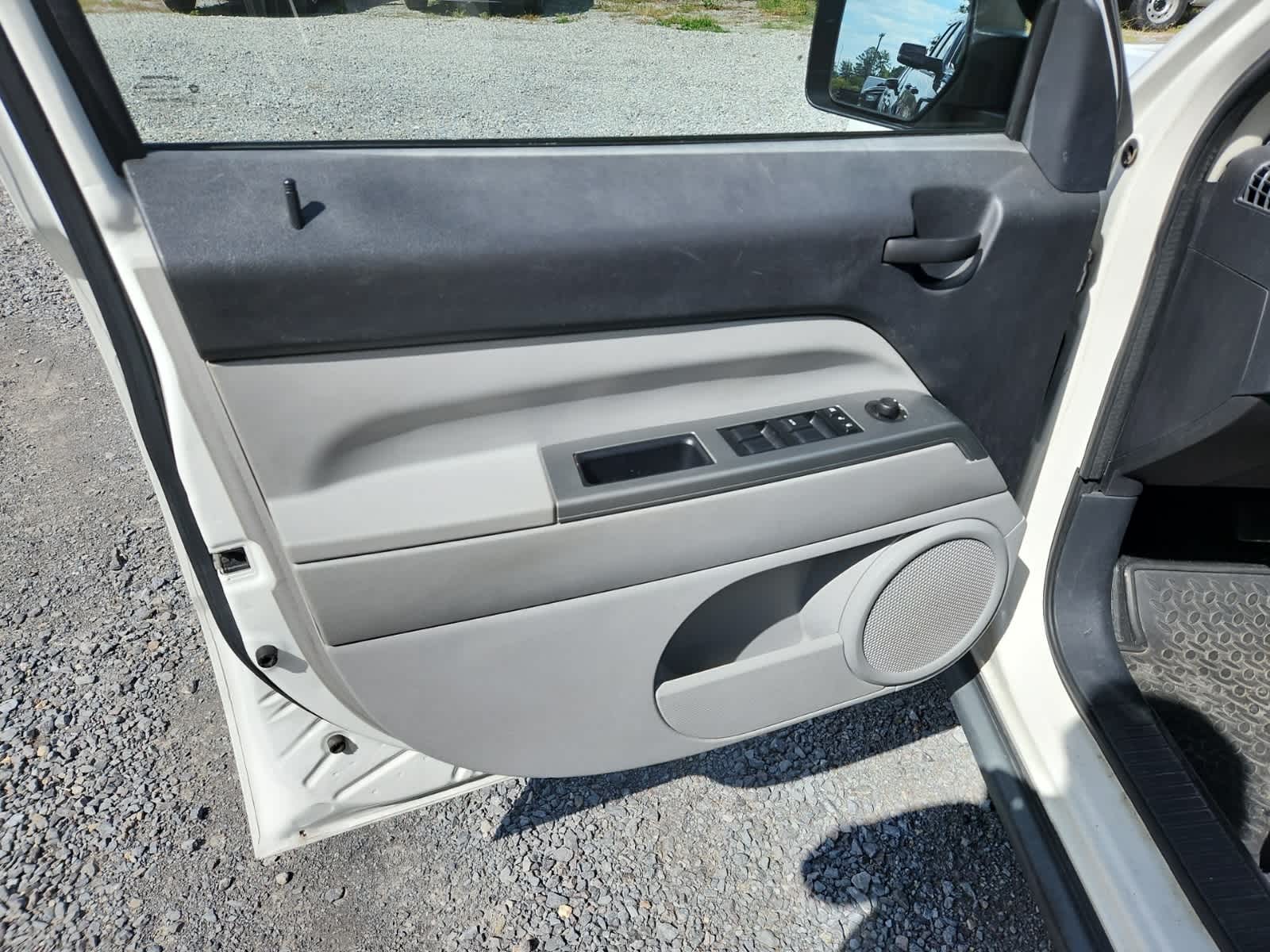 Thumbnail: 2007 Jeep Patriot - 16