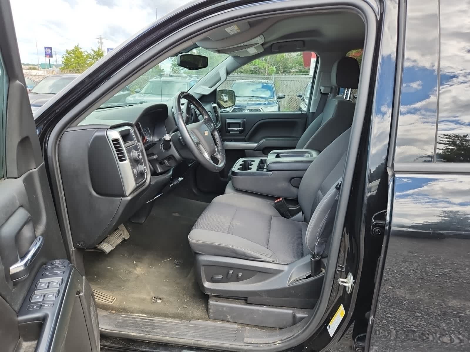 Thumbnail: 2018 Chevrolet Silverado 1500 - 15
