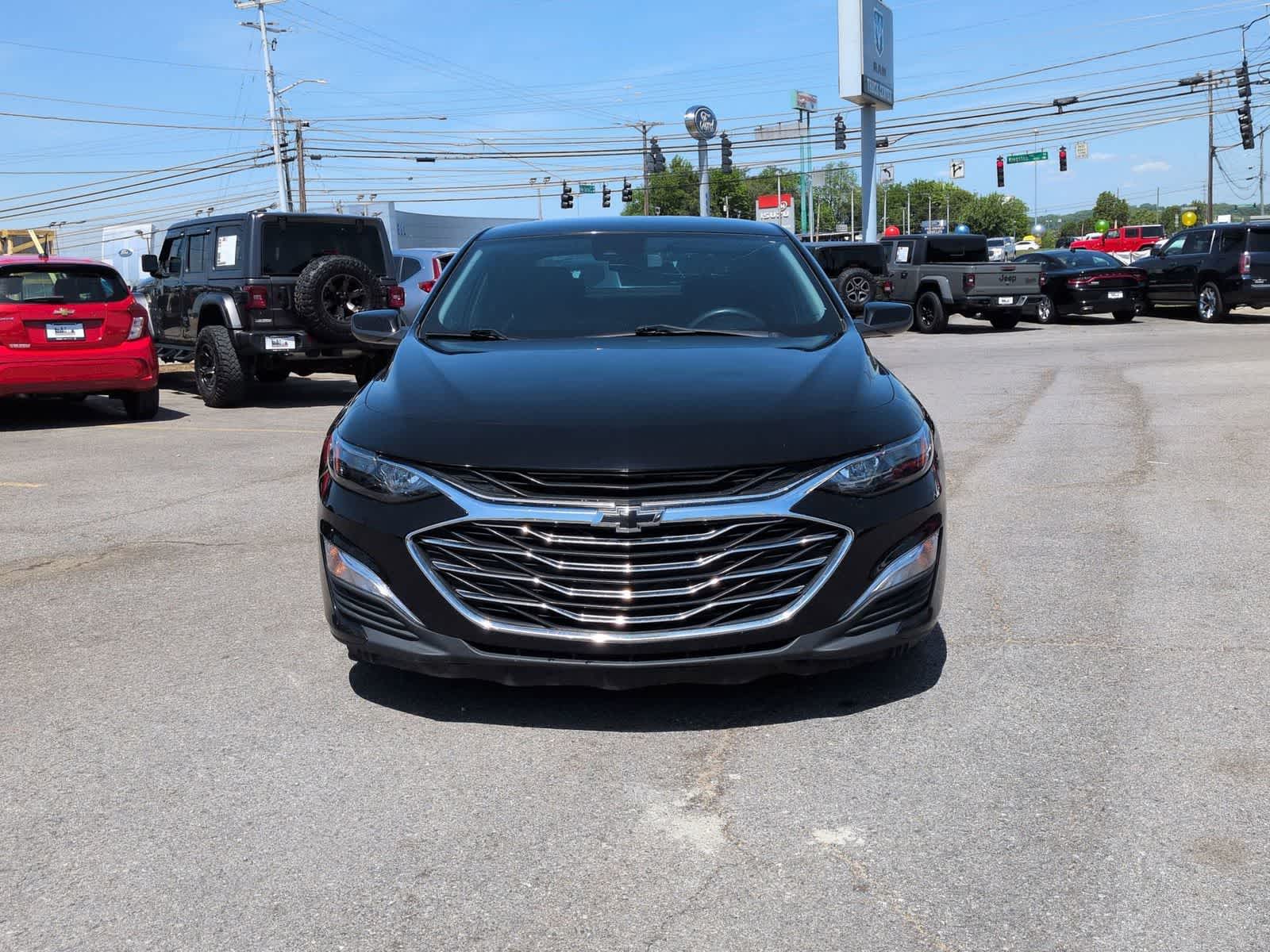 Thumbnail: 2021 Chevrolet Malibu - 3