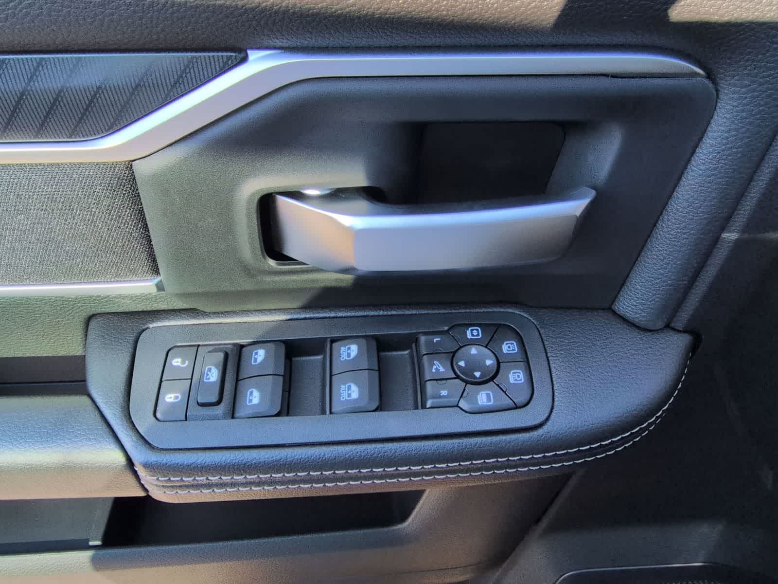 Thumbnail: 2026 RAM 2500 - 15