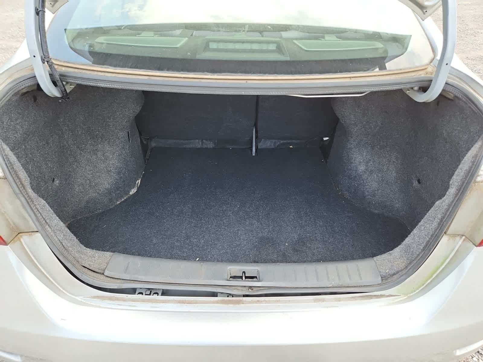 Thumbnail: 2015 Nissan Sentra - 25