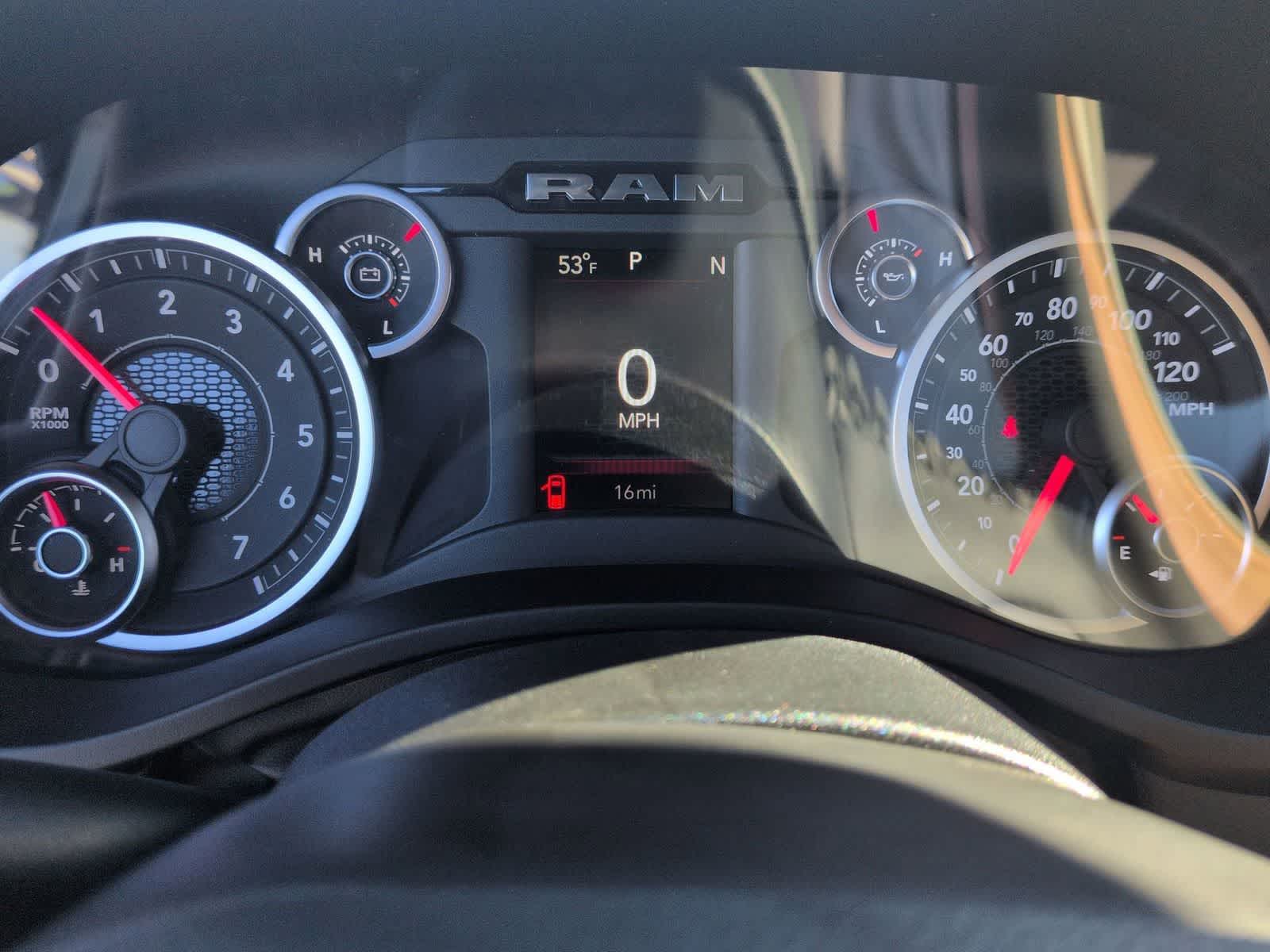 Thumbnail: 2026 RAM 1500 - 32