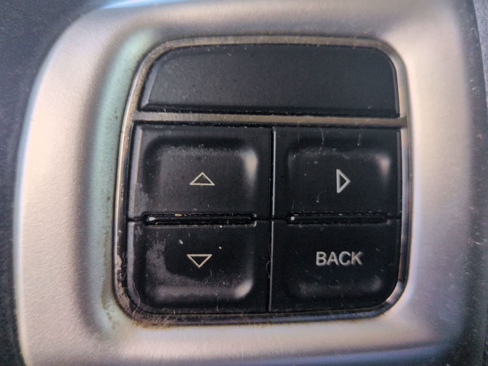 Thumbnail: 2013 Dodge Journey - 21