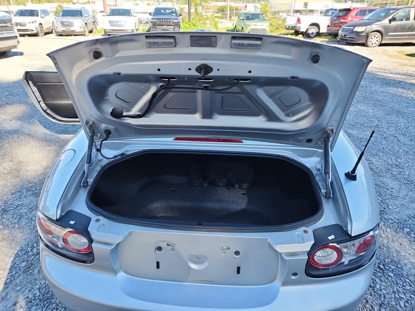 Thumbnail: 2006 Mazda MX-5 Miata - 32