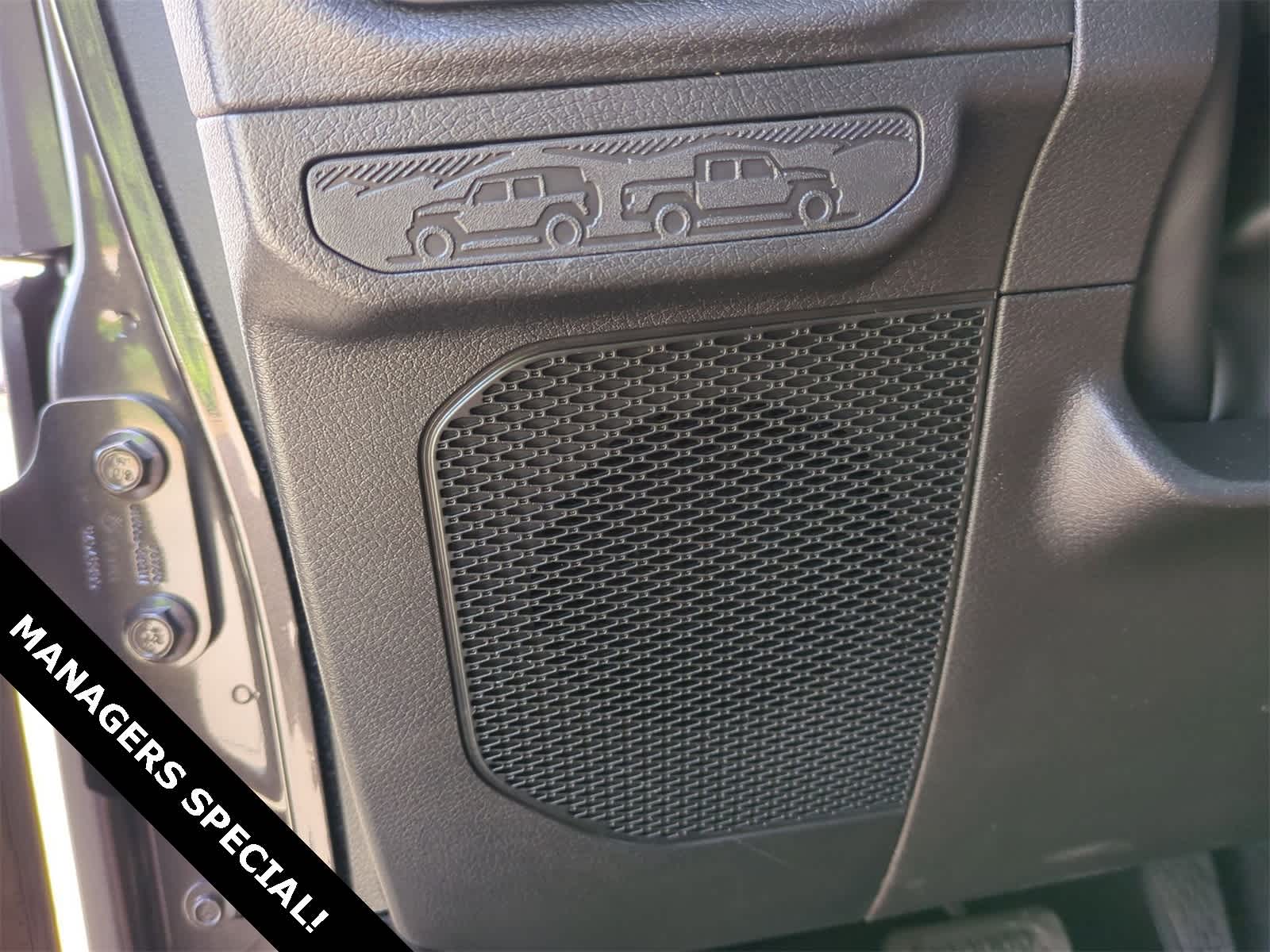 Thumbnail: 2025 Jeep Wrangler - 29