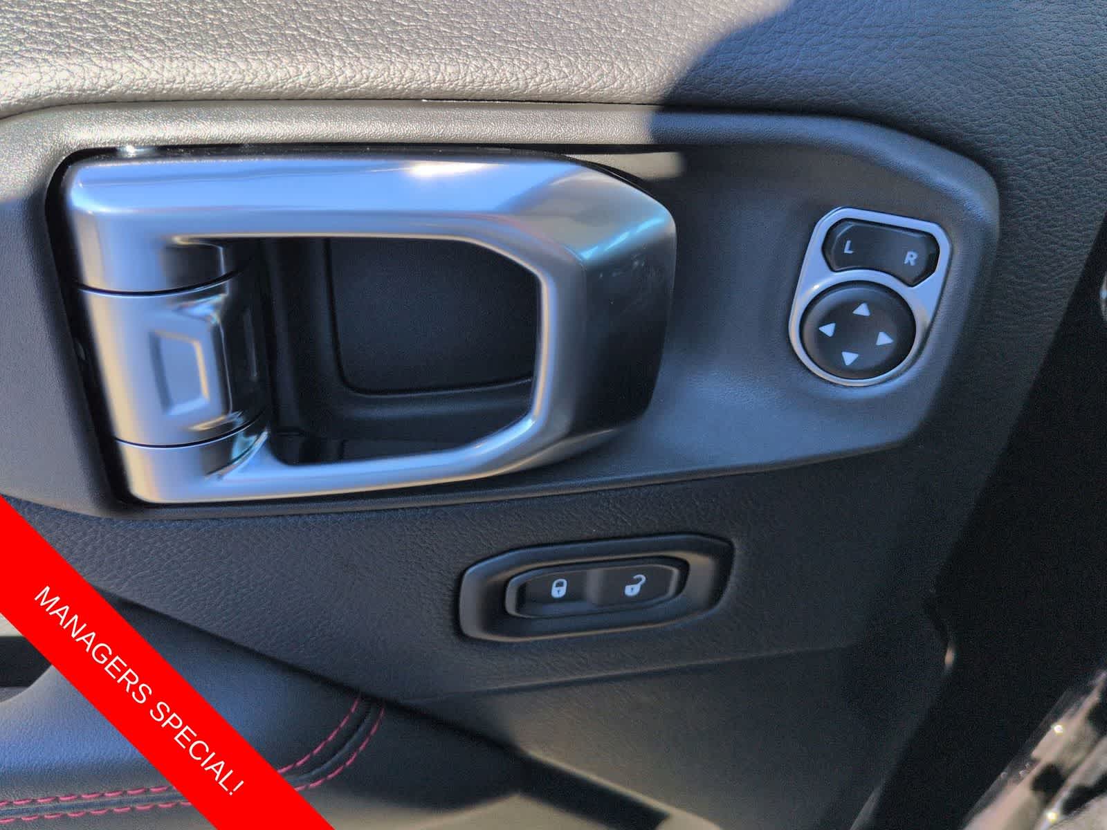 Thumbnail: 2026 Jeep Wrangler - 16