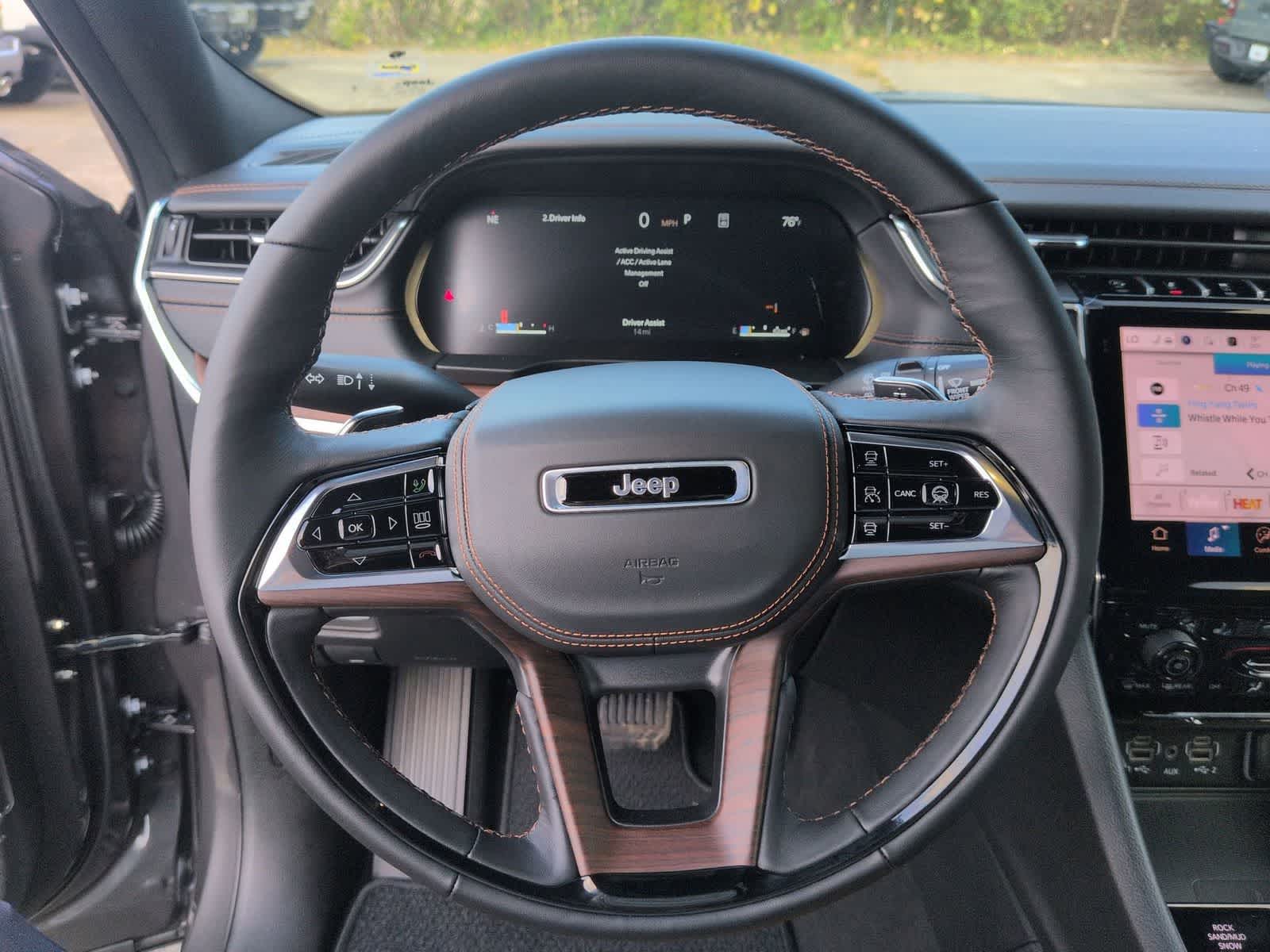 Thumbnail: 2025 Jeep Grand Cherokee - 21