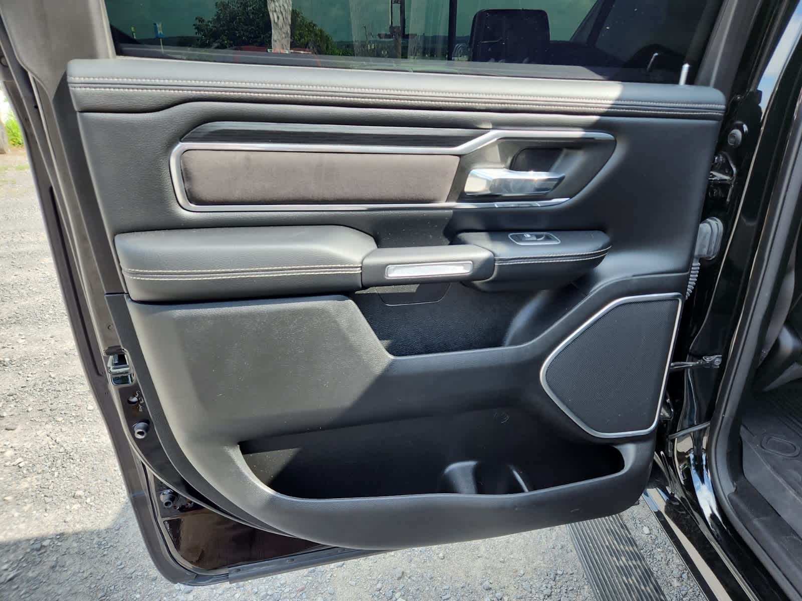 Thumbnail: 2023 RAM 1500 - 27