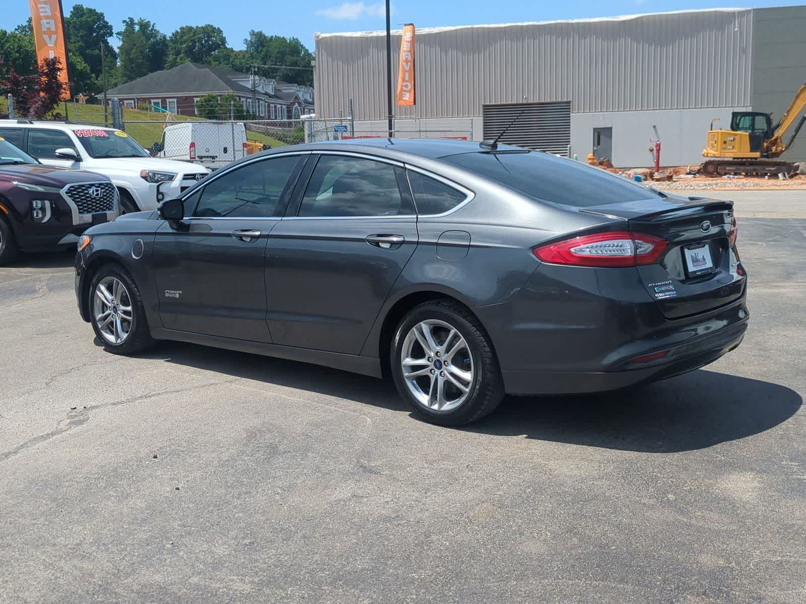 Thumbnail: 2016 Ford Fusion - 6