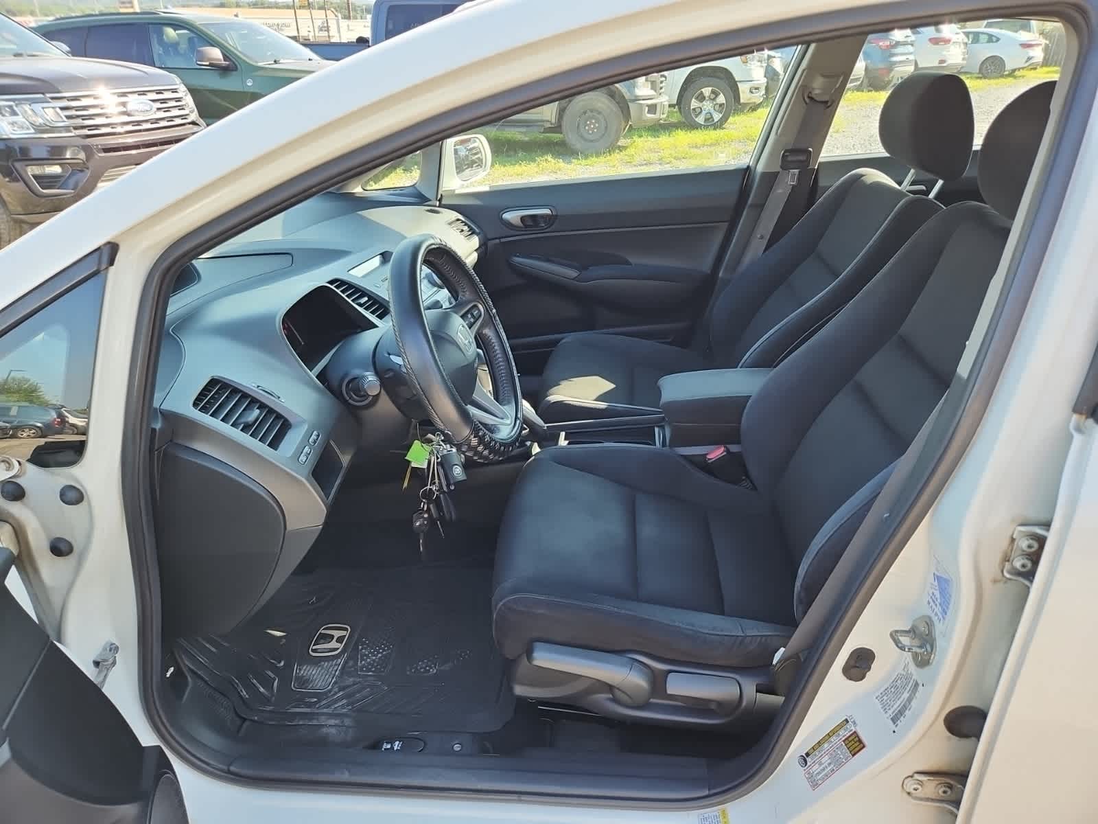 Thumbnail: 2011 Honda Civic - 14