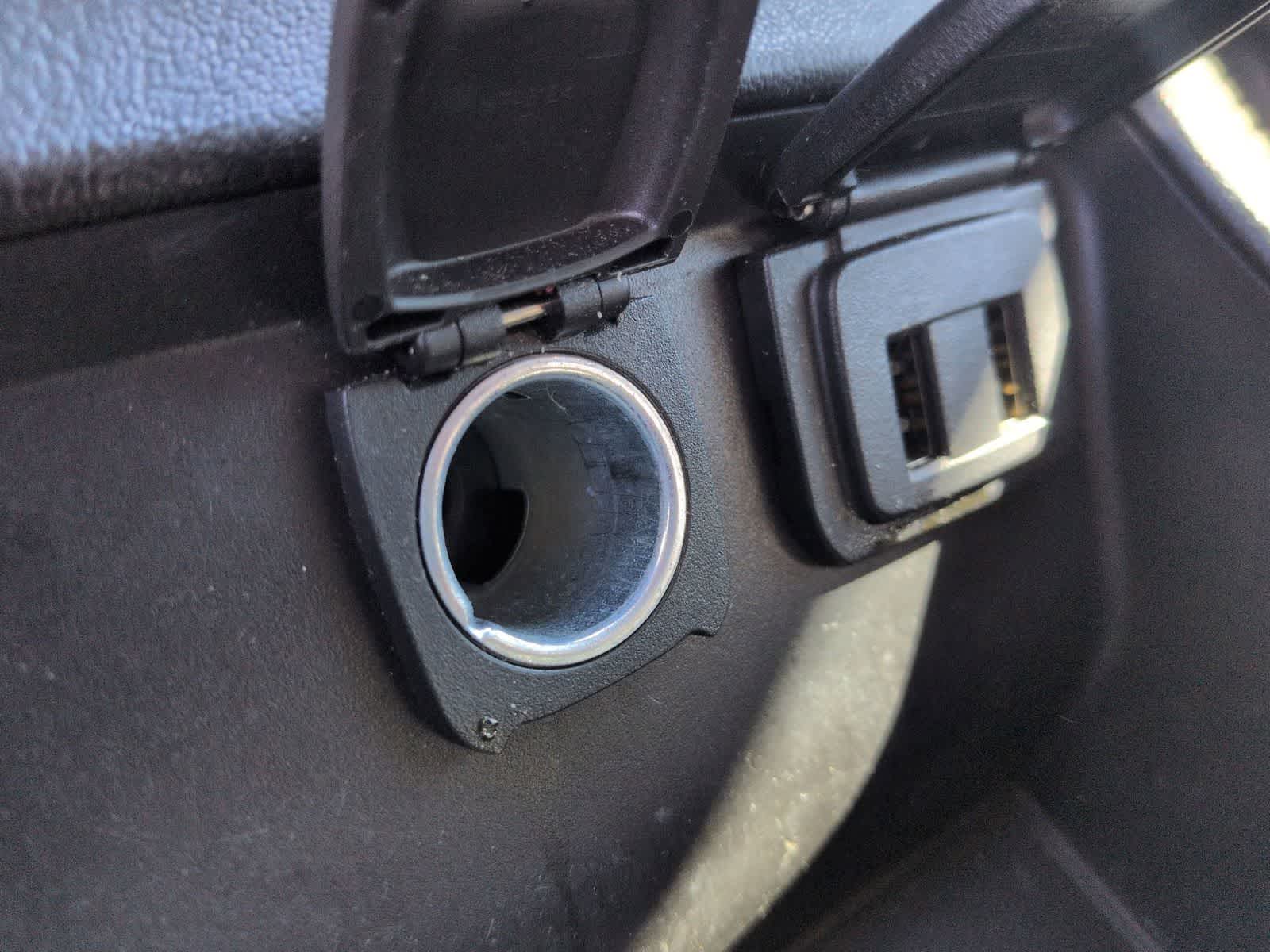 Thumbnail: 2019 Chevrolet Tahoe - 31