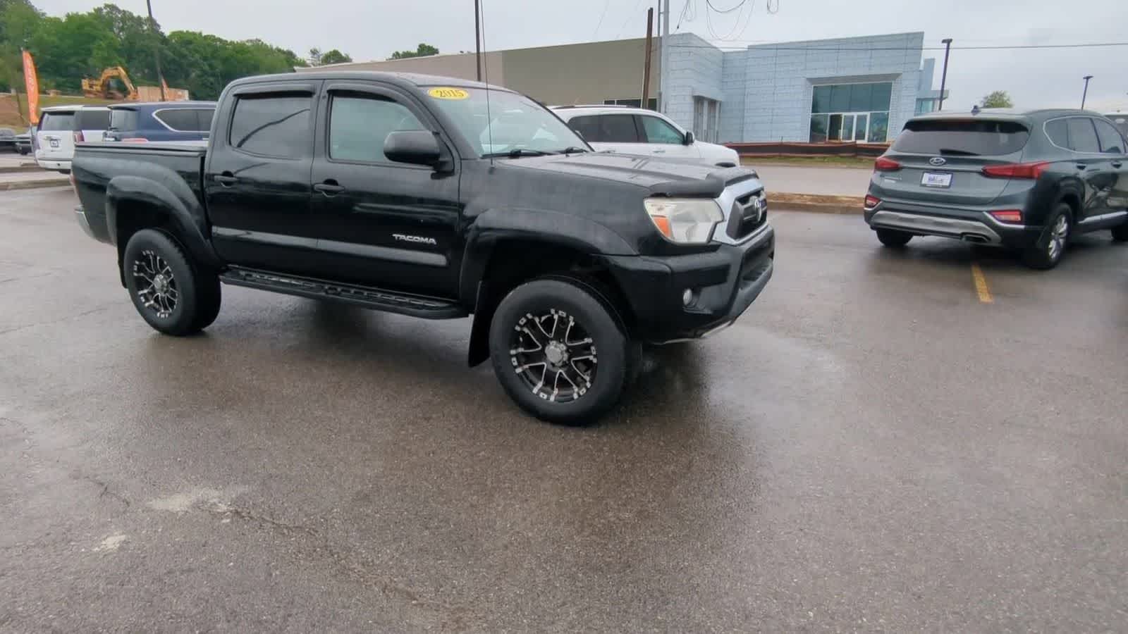 Thumbnail: 2015 Toyota Tacoma - 2