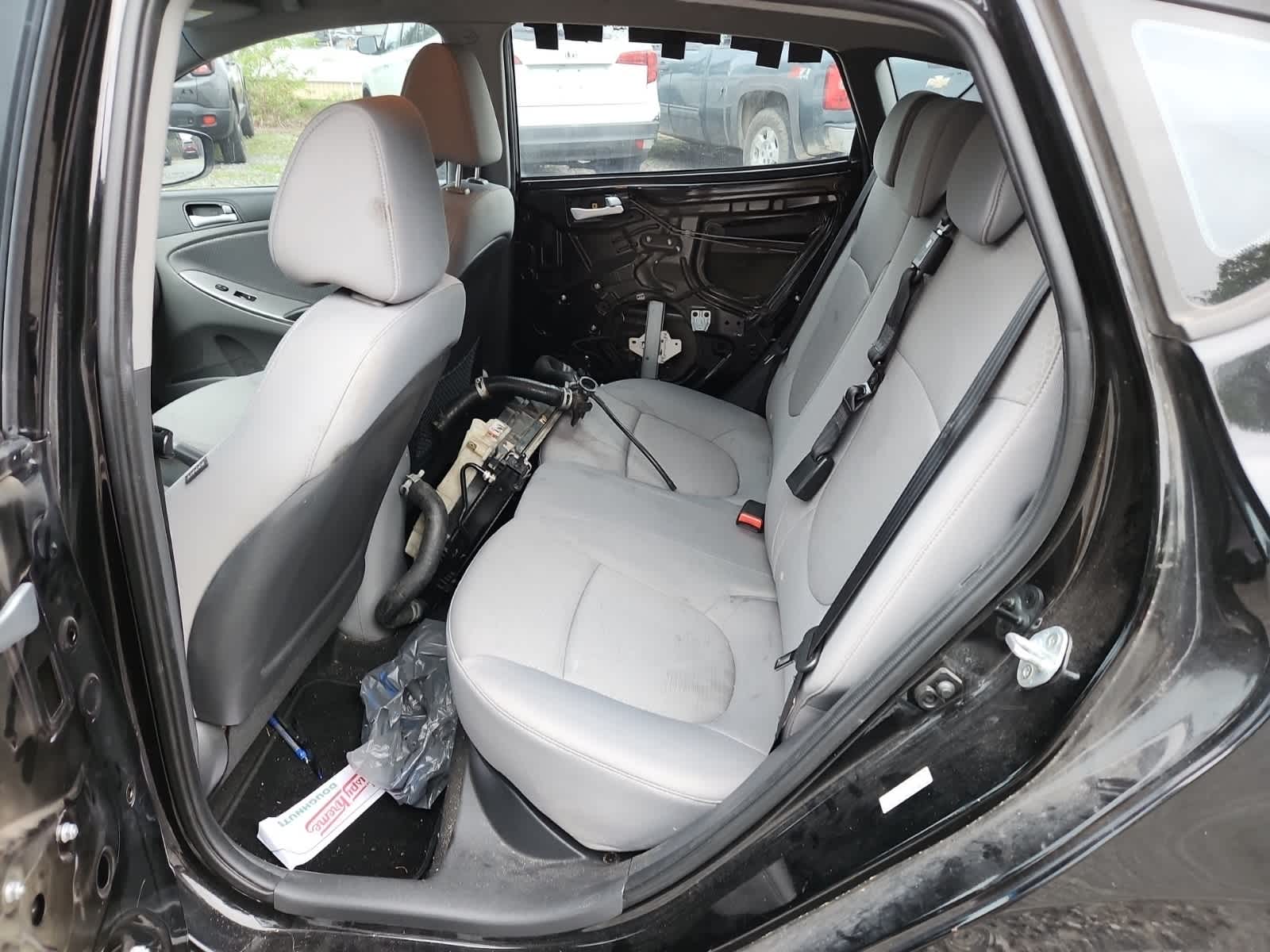 2016 Hyundai Accent Sport 26