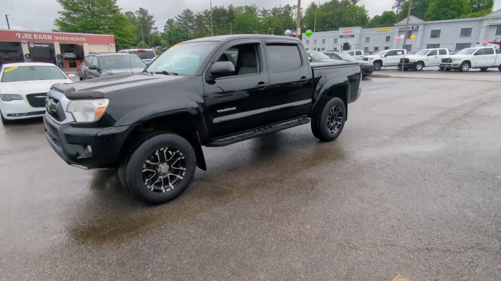 Thumbnail: 2015 Toyota Tacoma - 4