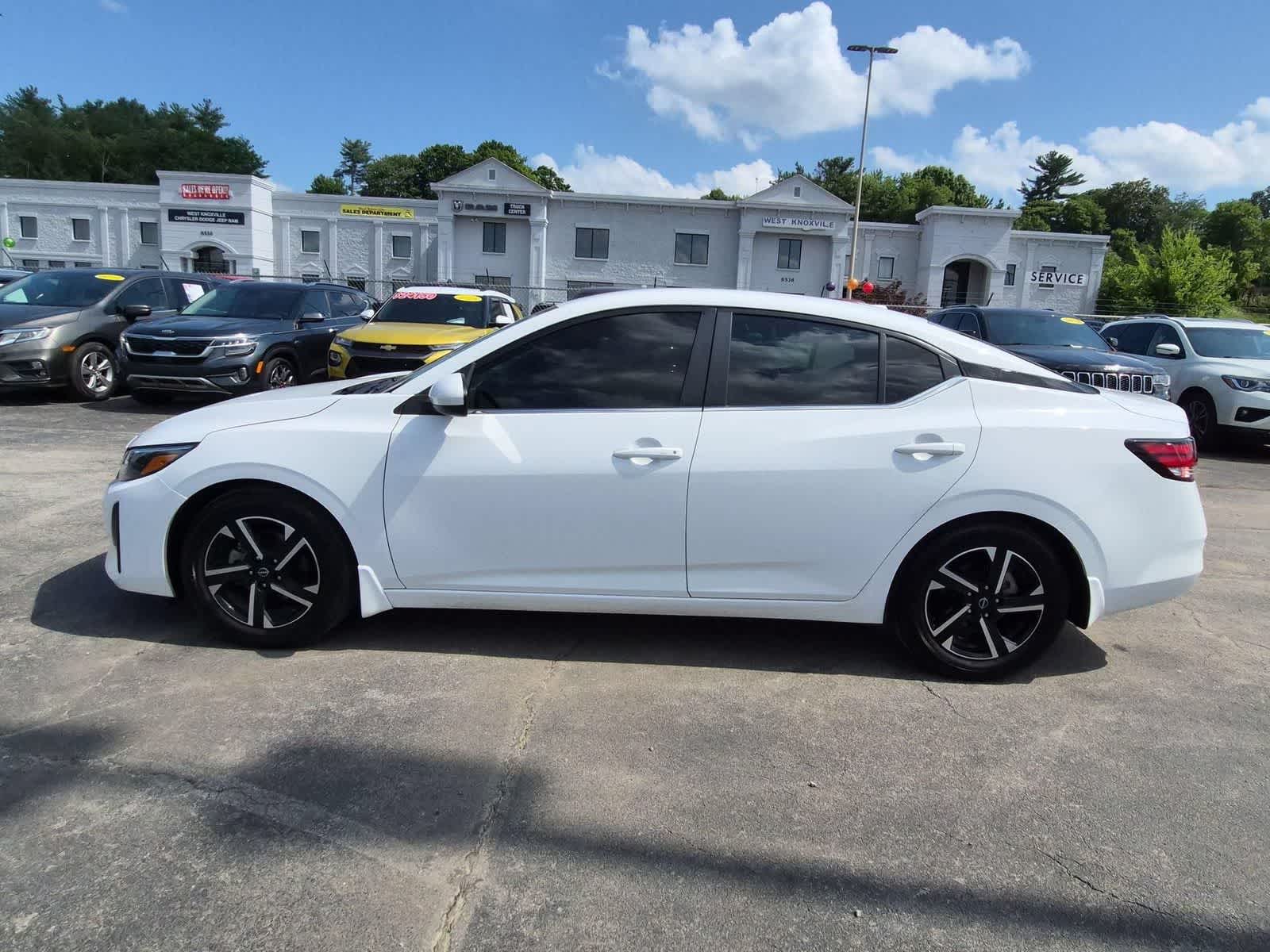 Thumbnail: 2024 Nissan Sentra - 2