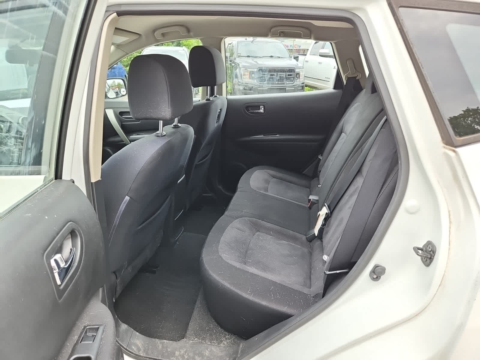 Thumbnail: 2012 Nissan Rogue - 26