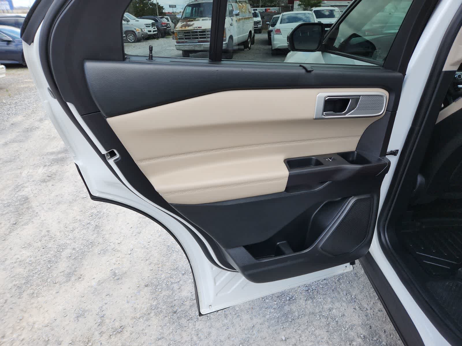 Thumbnail: 2020 Ford Explorer - 30