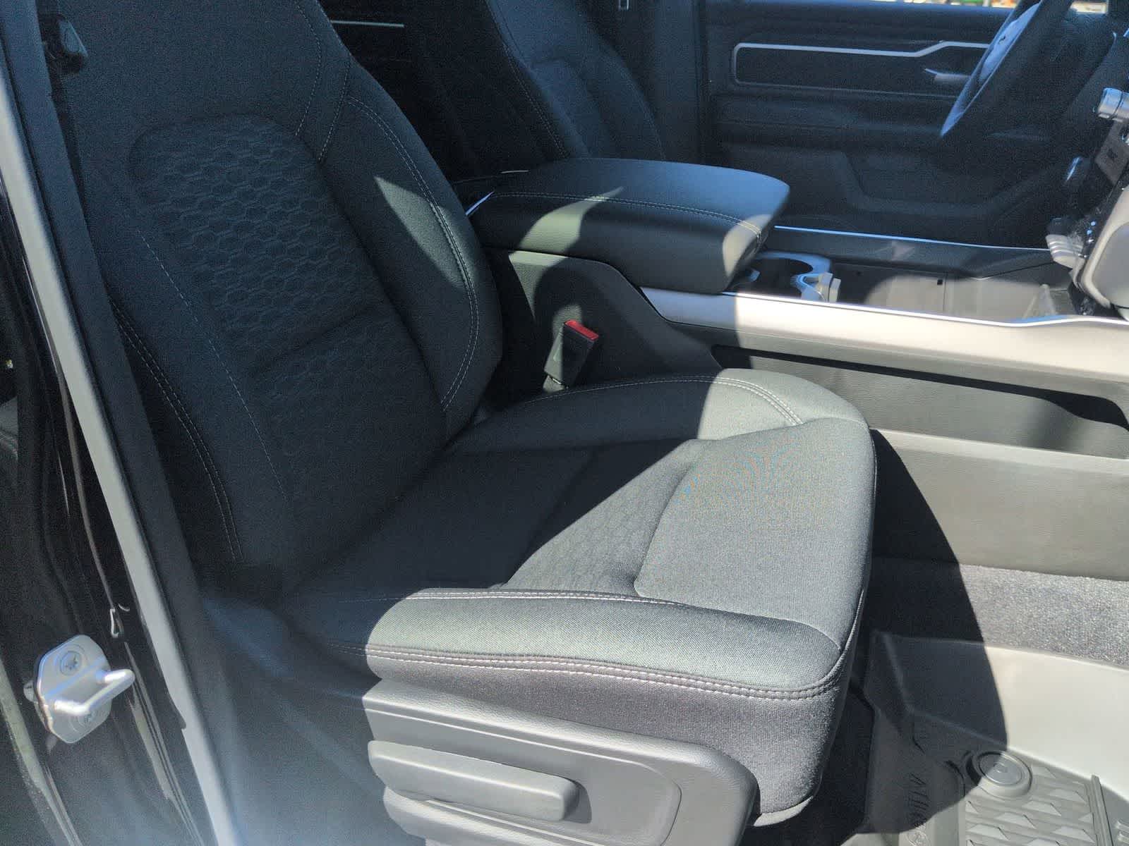 Thumbnail: 2026 RAM 1500 - 21