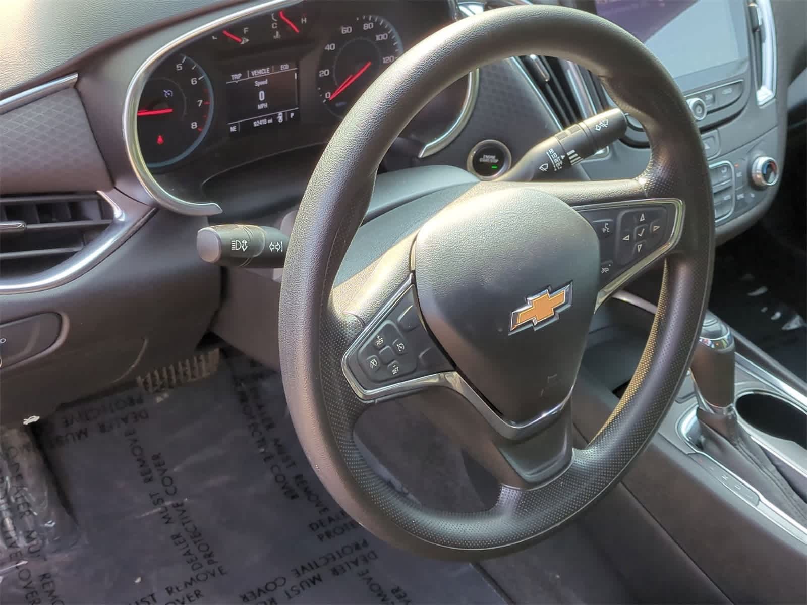 Thumbnail: 2020 Chevrolet Malibu - 10