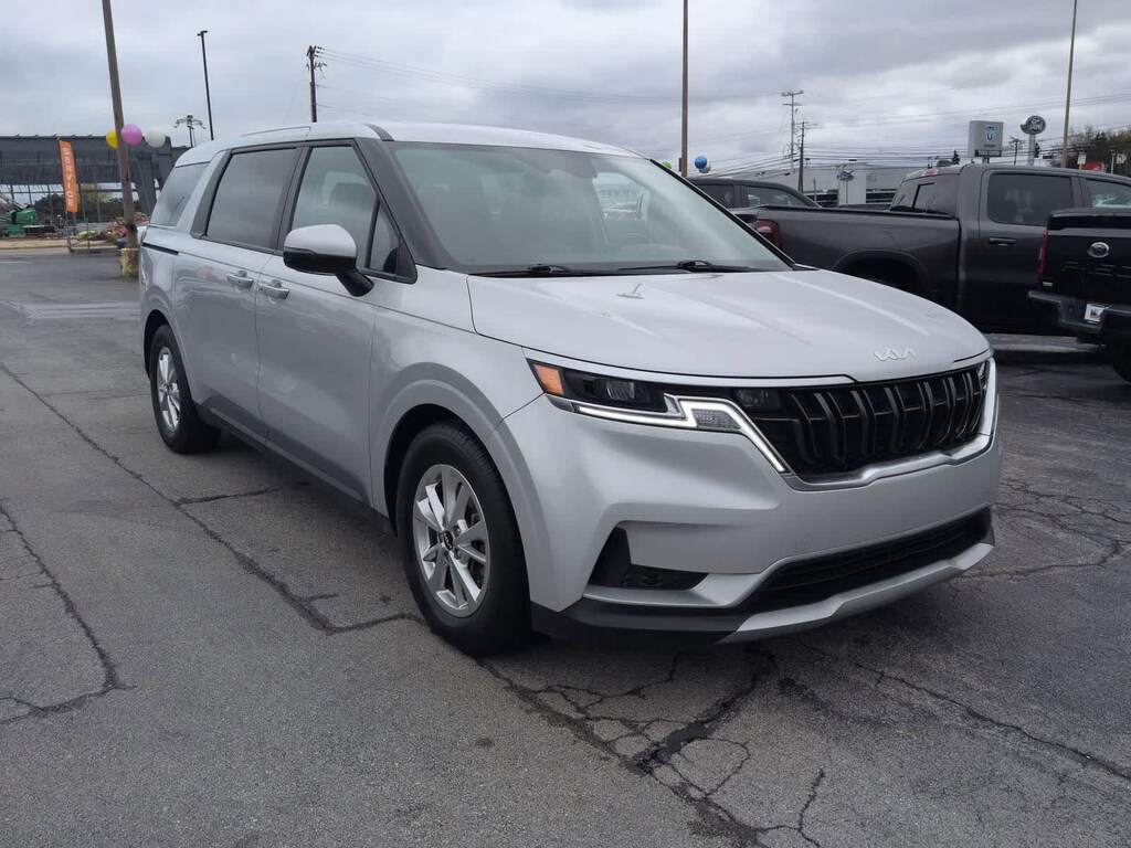 Used 2022 Kia Carnival LXS Van