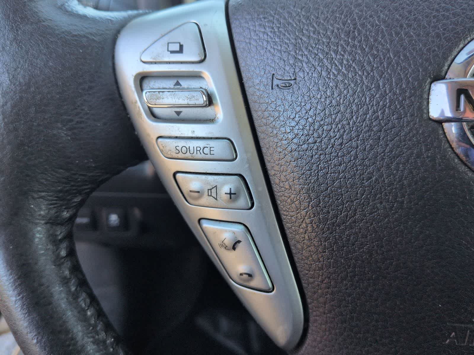 Thumbnail: 2015 Nissan Sentra - 22