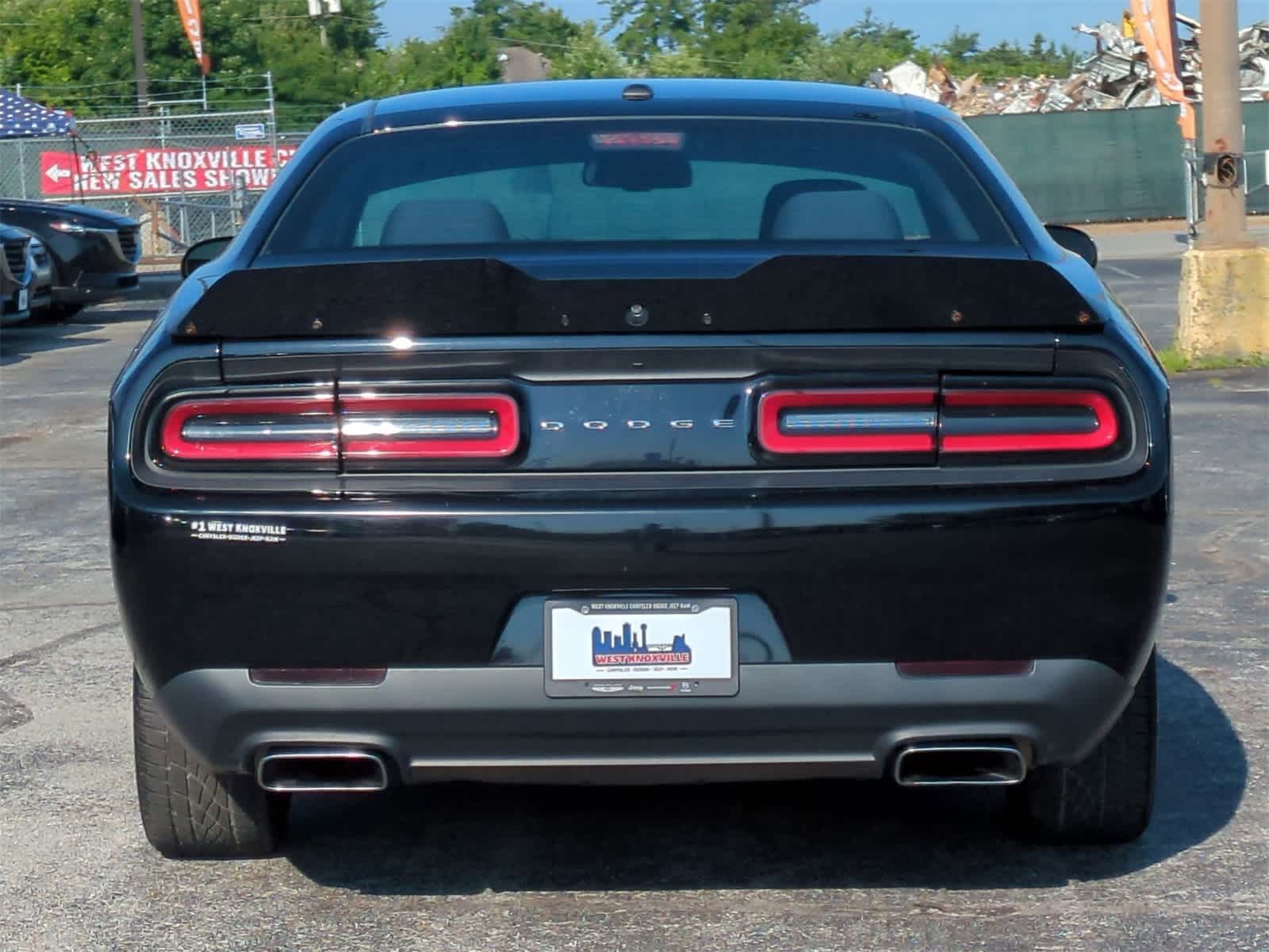 Thumbnail: 2016 Dodge Challenger - 7