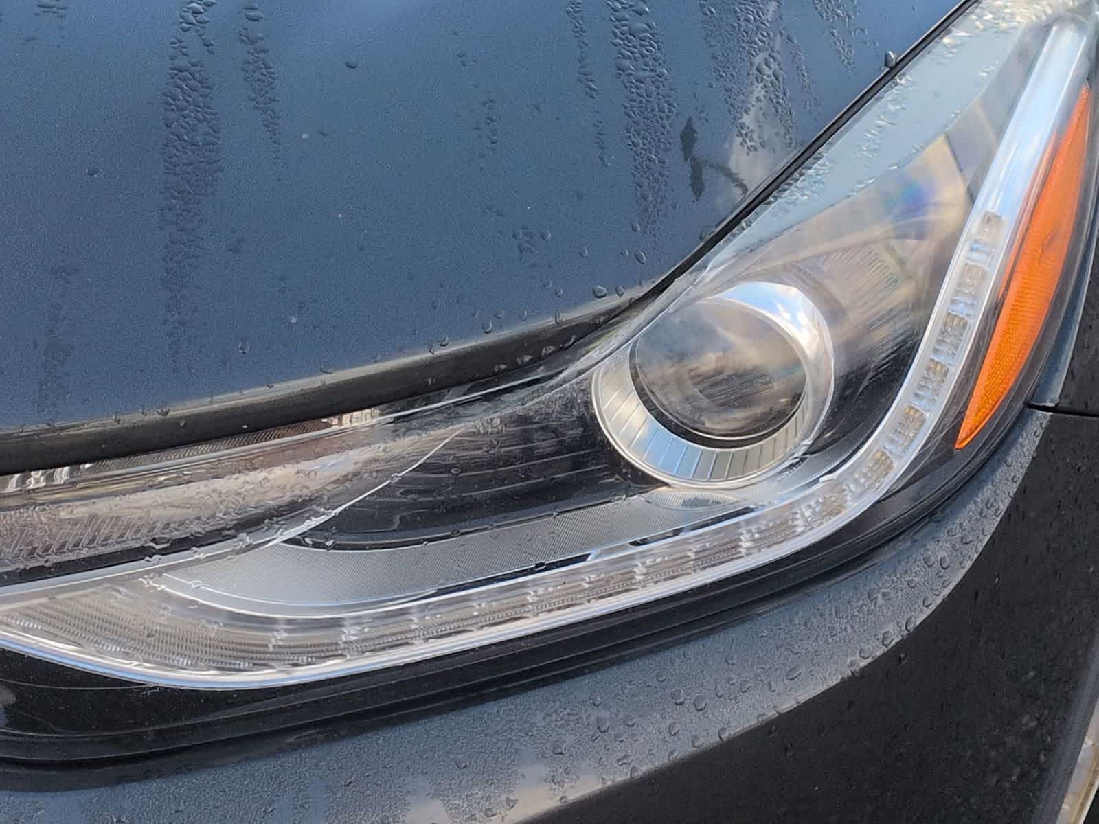 Thumbnail: 2017 Chevrolet Trax - 11