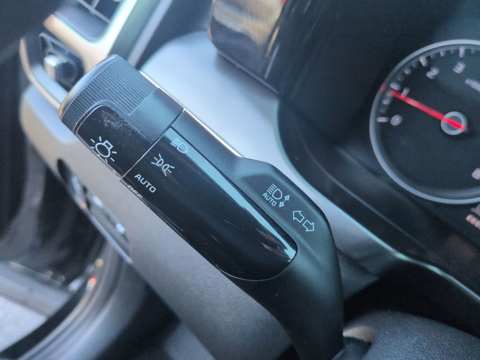 Thumbnail: 2022 Kia Sorento - 25