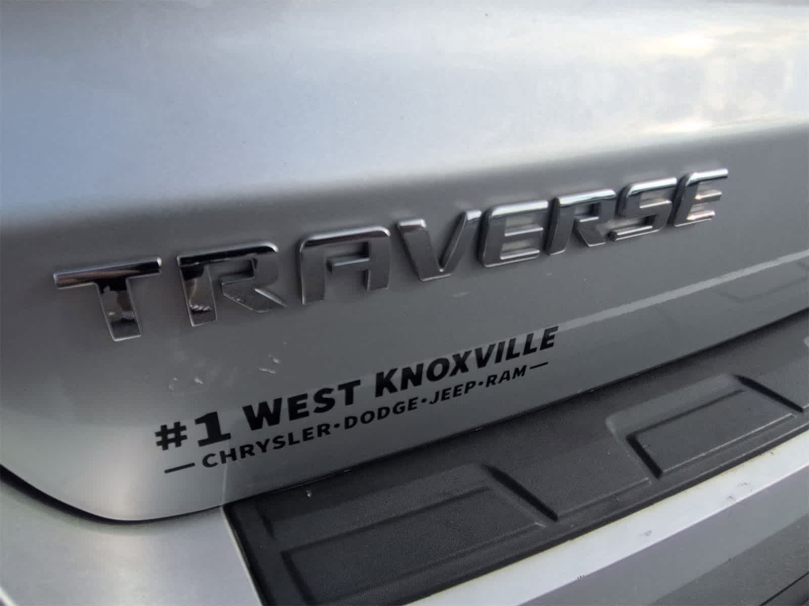 Thumbnail: 2017 Chevrolet Traverse - 13