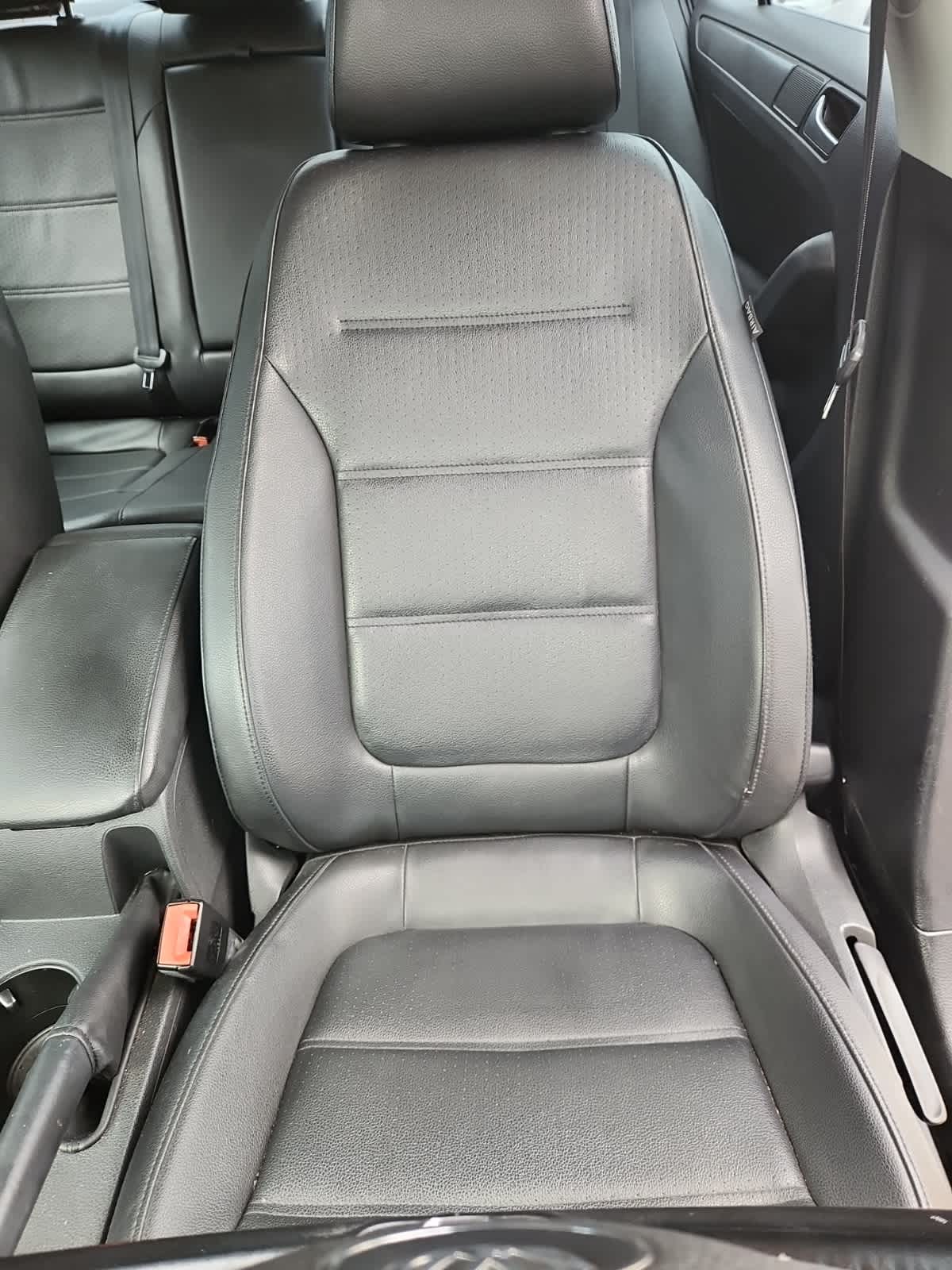 Thumbnail: 2013 Volkswagen Jetta - 14